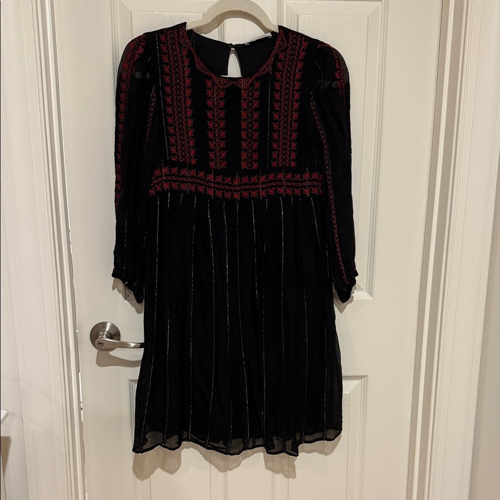Zara Black and Red Casual Dress